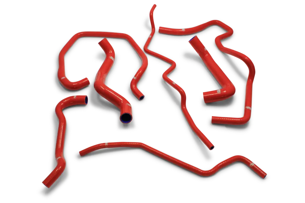 Samco Sport 7-dílná sada silikonových hadic pro vedení chladicí kapaliny pro Ford Puma1700 2WD, barva samco blaze (černá s plameny) Zlevněný