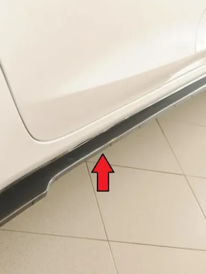 Jen Po Omezenou Doba Rieger spoiler pod boční práh mont. strana pravá pro Tesla Model 3 003, 06/18-, plast ABS lakovaný do černé lesklé barvy